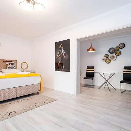Aqua Breeze Apartment Galati  Exterior photo