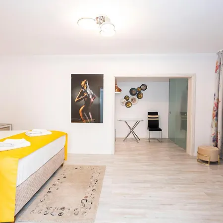 Aqua Breeze Apartment Galati  Exterior photo